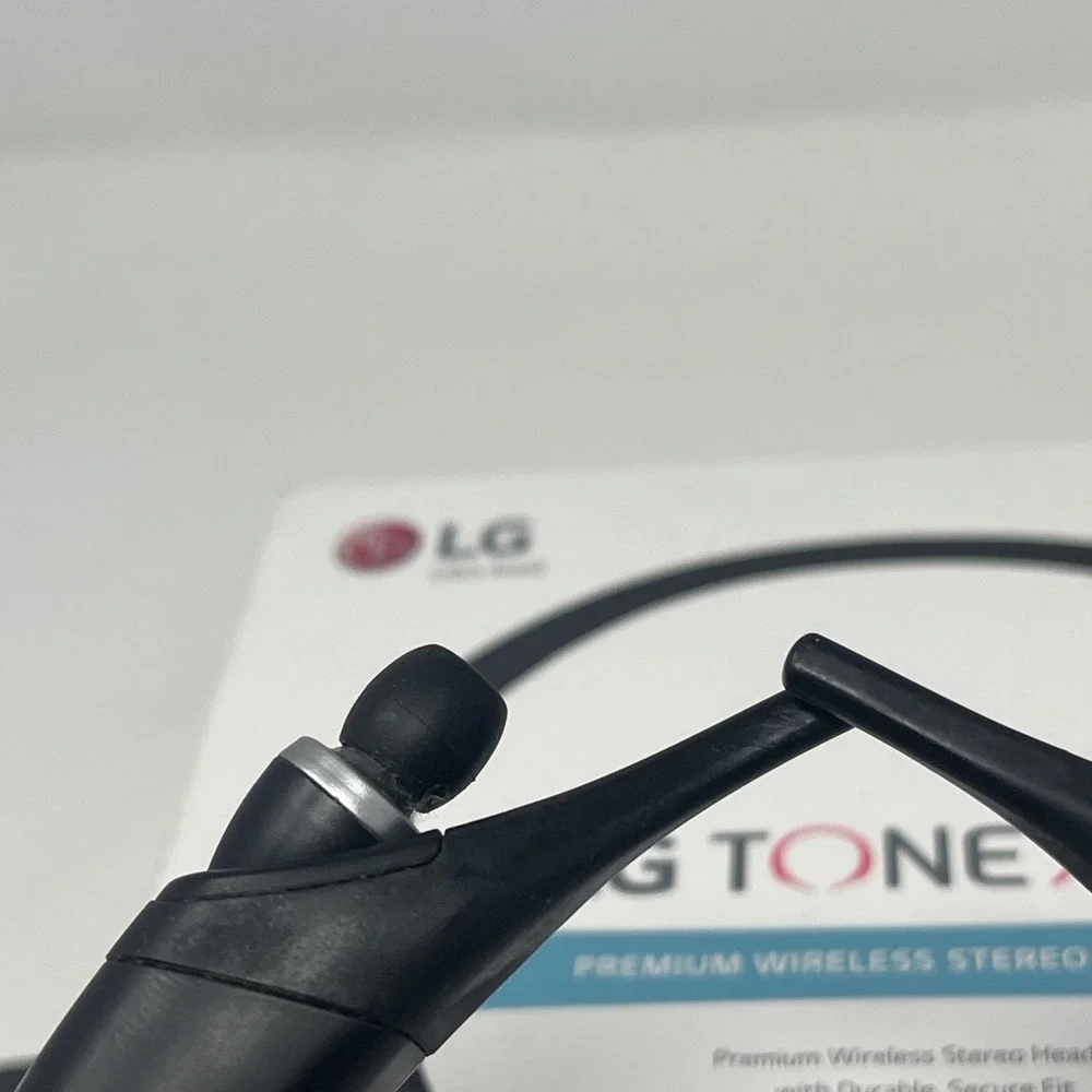LG Tone Premium Active Wireless Stereo Pink Headset (HBS-850) Tested